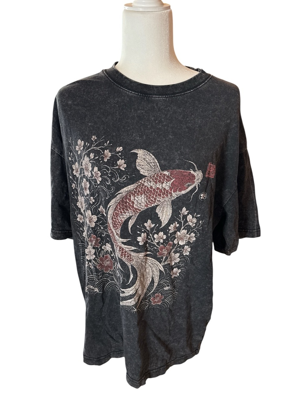 Men’s Black Graphic Koi Fish Short Sleeve Tee